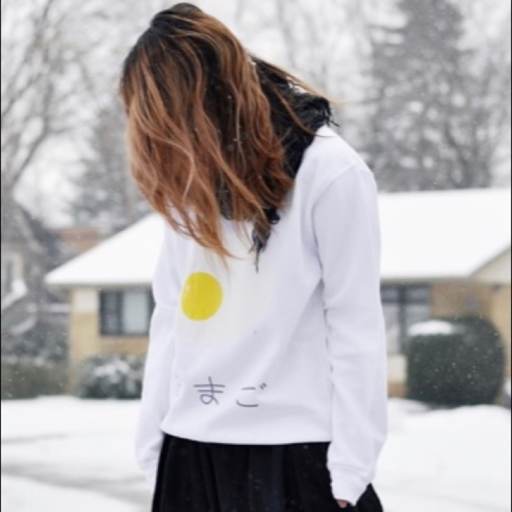 Tamago Sweater